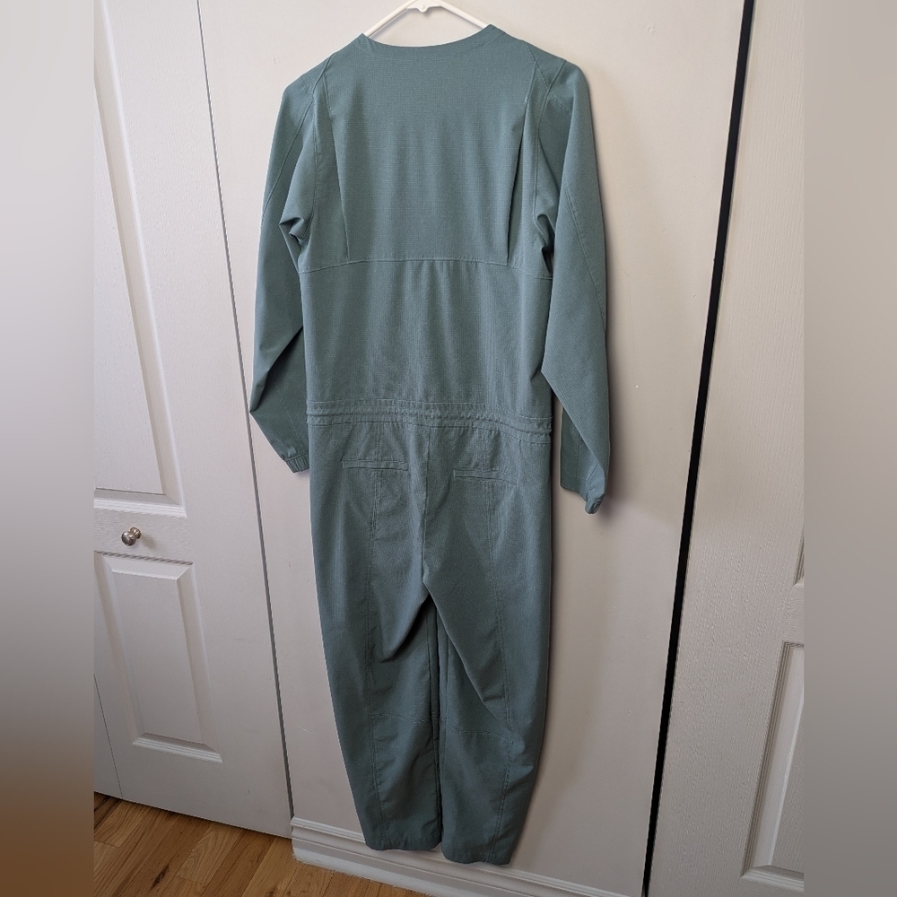 Lululemon Ventlight Zippered Jumpsuit Size 4 Color Tidewater Teal With Pockets - Picture 10 of 16